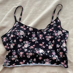 SHEIN Black Floral Crop Top